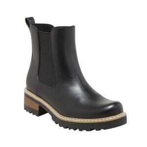 NWT Universal Thread Womens Celina Chelsea Boots 88075636 Black 7.5M